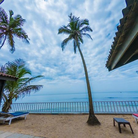 Vista Praia Beach Resort Анджуна Екстериор снимка