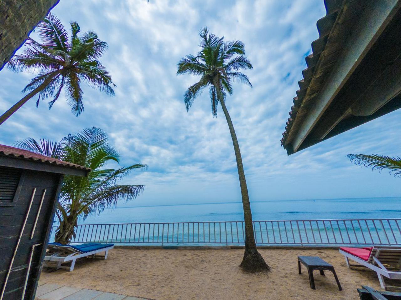 Vista Praia Beach Resort Анджуна Екстериор снимка