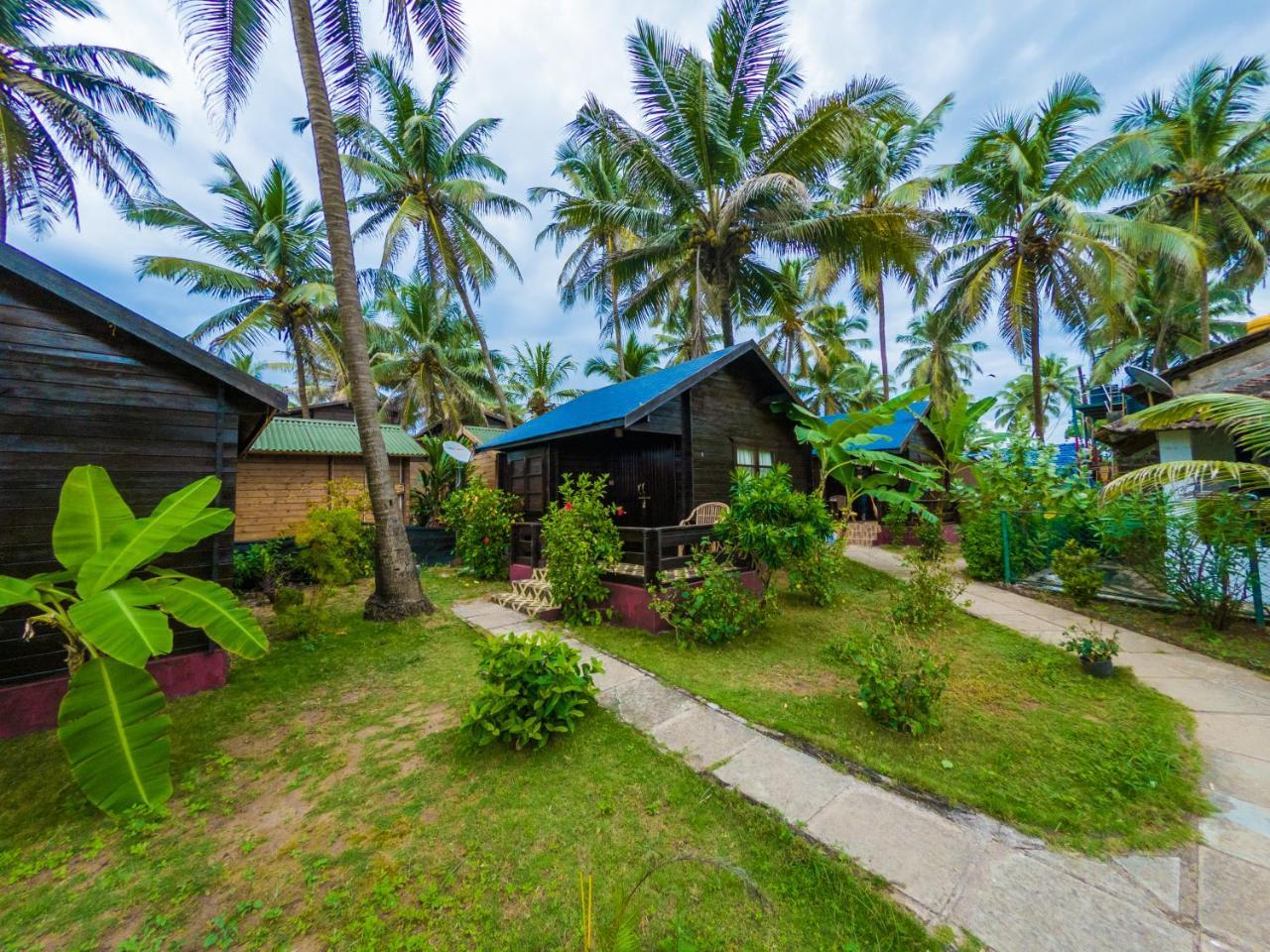 Vista Praia Beach Resort Анджуна Екстериор снимка